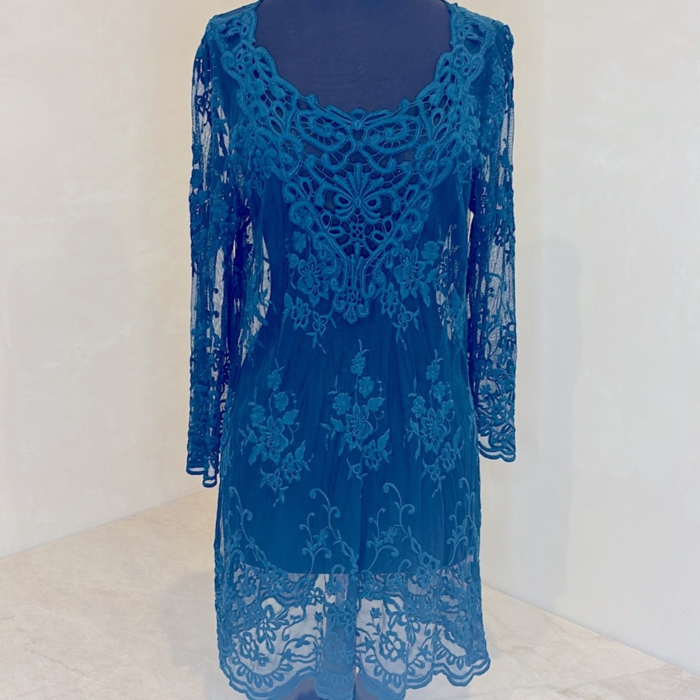 XCVI NWOT.Teal Lace Embroidered Long Sleeve Slip Dress Cover-Up Medium.
